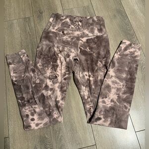 lululemon tie-dye leggings